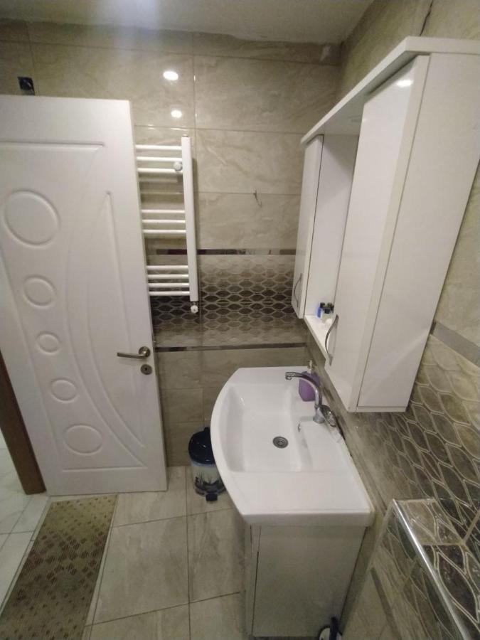 Ucal Apart Apartment Istanbul Bagian luar foto